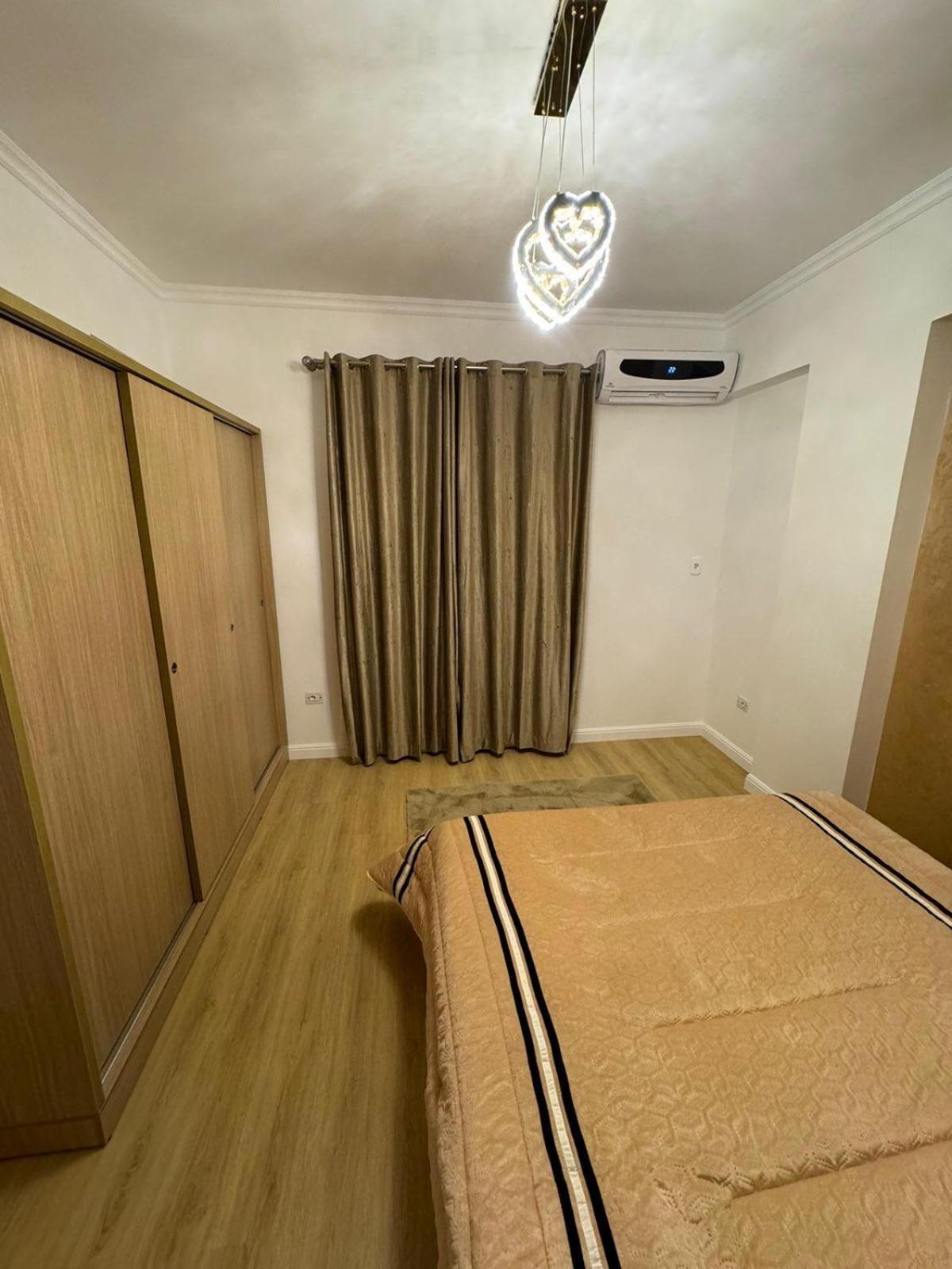 Apartamento Luxurious Heart Flat